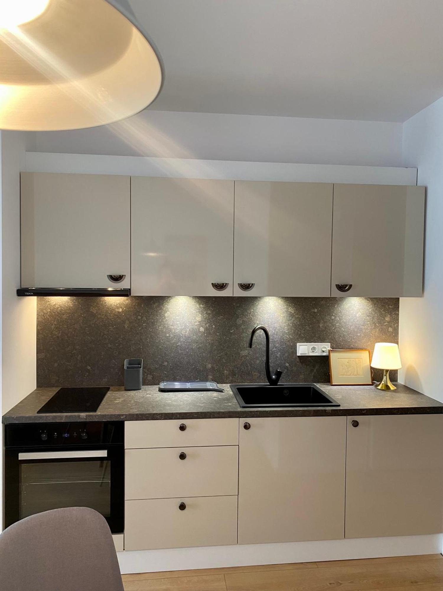 Mycampus Unwe Studentski Mountain Views Modern Kitchen Equipment Sofia Exteriör bild