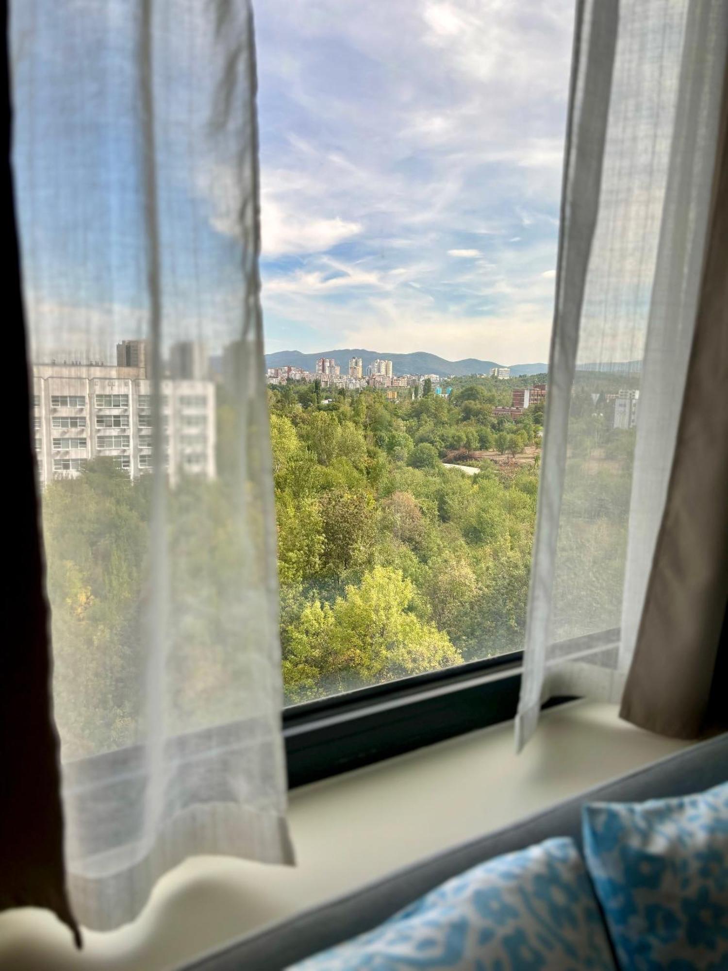 Mycampus Unwe Studentski Mountain Views Modern Kitchen Equipment Sofia Exteriör bild